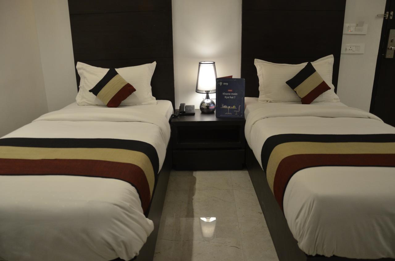 Oyo 1358 Hotel Crossroad לקנאו מראה חיצוני תמונה